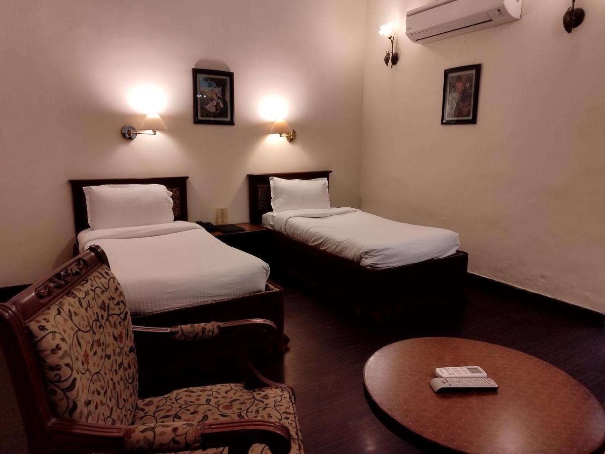 Hotel Sepal Bathinda Exterior foto